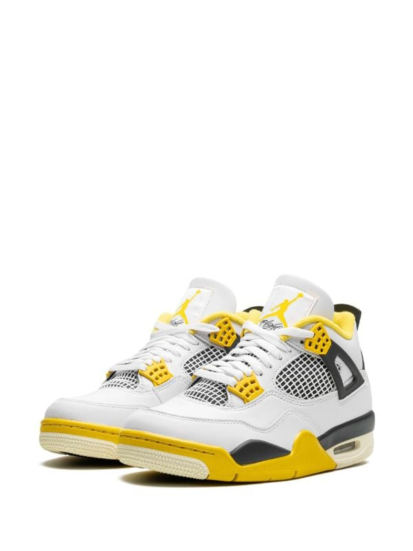 Jordan
Air Jordan 4 &quot;Vivid Sulfur&quot; sneakers