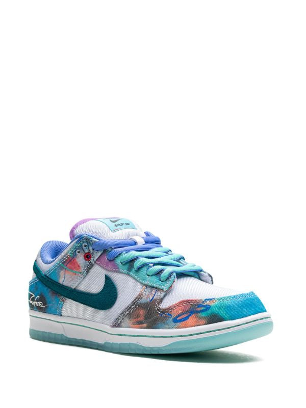 Nike
x Futura Laboratories SB Dunk Low &quot;Bleached Aqua&quot; sneakers