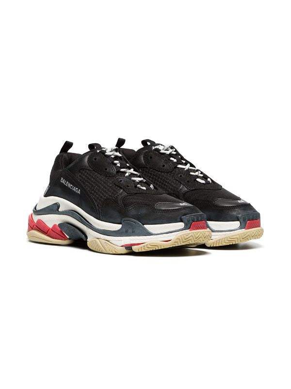 Balenciaga
Triple S sneakers