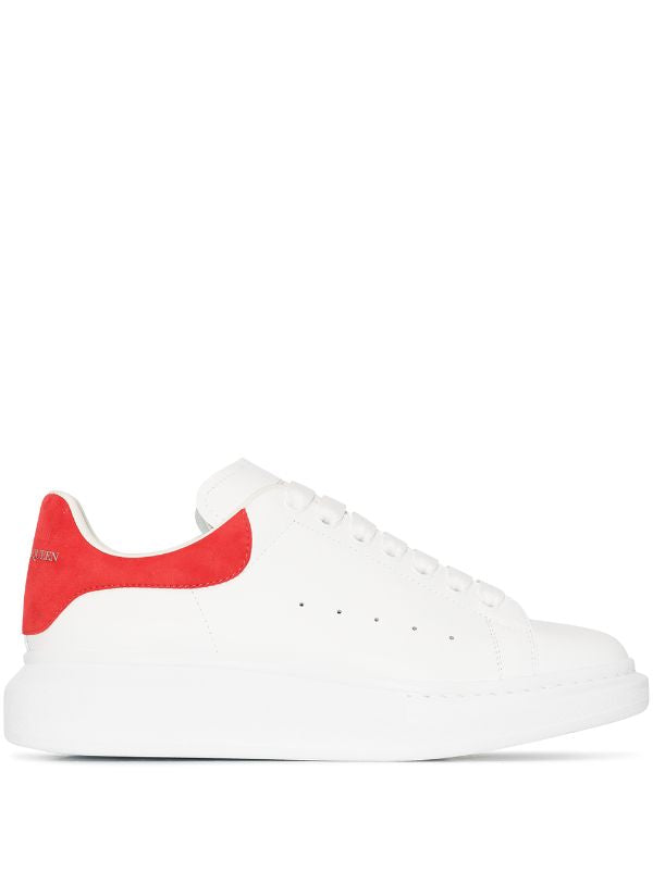 Alexander McQueen
Oversized sneakers