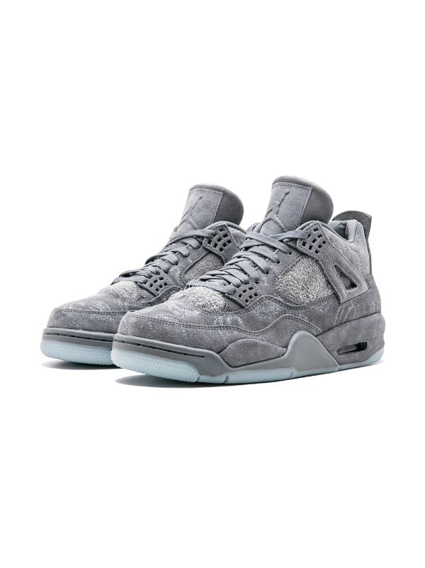 Jordan
x Kaws Air Jordan 4 Retro sneakers