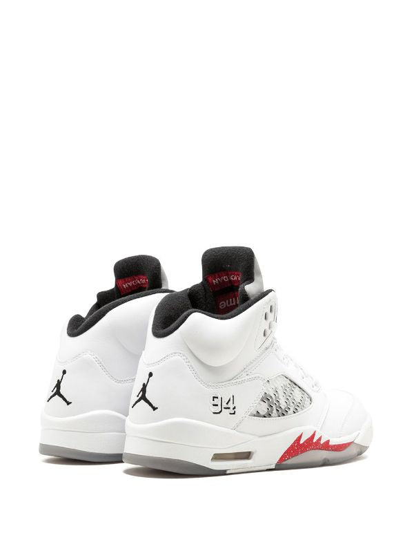 Jordan
x Supreme Air Jordan 5 Retro sneakers