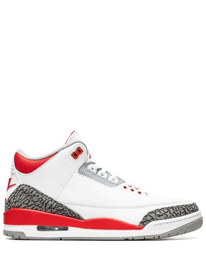 Jordan
Air Jordan 3 Retro OG &quot;Fire Red 2022&quot; sneakers