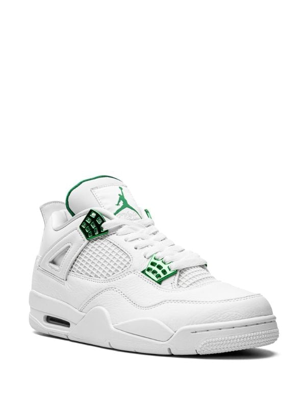 Jordan
Air Jordan 4 Retro sneakers