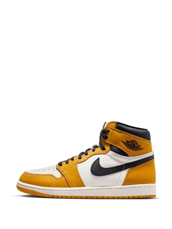 Jordan
Air Jordan 1 Retro High OG &quot;Yellow Ochre&quot; sneakers