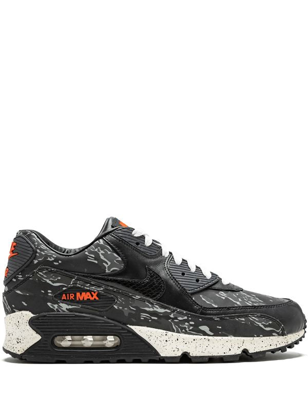 Nike
x Atmos Air Max 90 Premium &quot;Black Tiger Camo&quot; sneakers