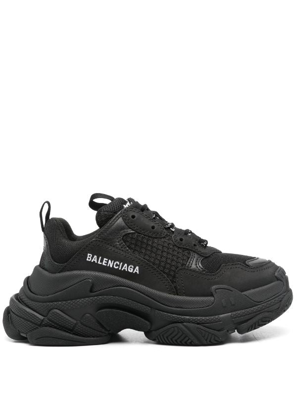 Balenciaga
Triple S sneakers