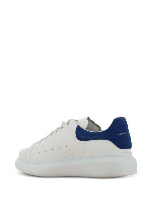 Alexander McQueen
Oversized low-top sneakers