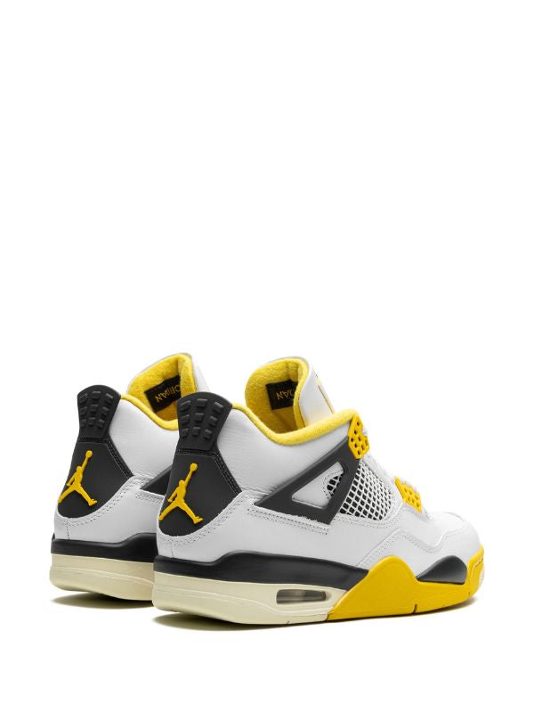 Jordan
Air Jordan 4 &quot;Vivid Sulfur&quot; sneakers