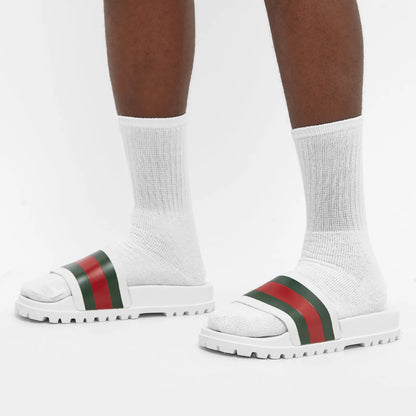 Gucci
Pursuit web slides