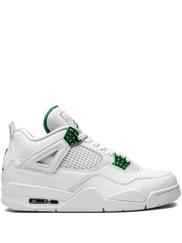 Jordan
Air Jordan 4 Retro sneakers